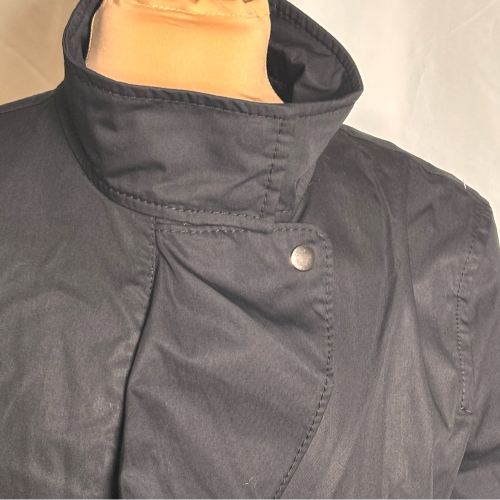 Banana Republic Black Ruffle Zip Jacket Cinched Waist Lightweight Size S - Picture 7 of 10